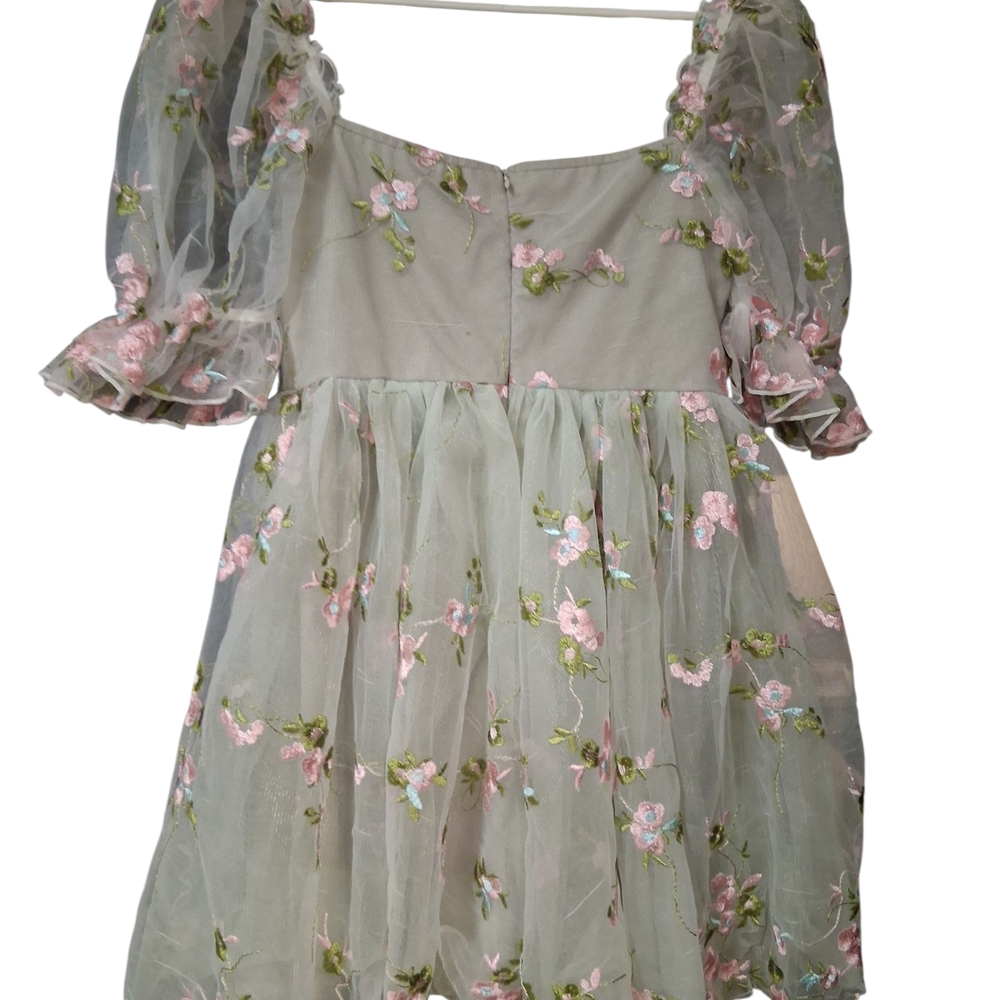 Elegant Floral Embroidered Maxi Dress - Green and Pink